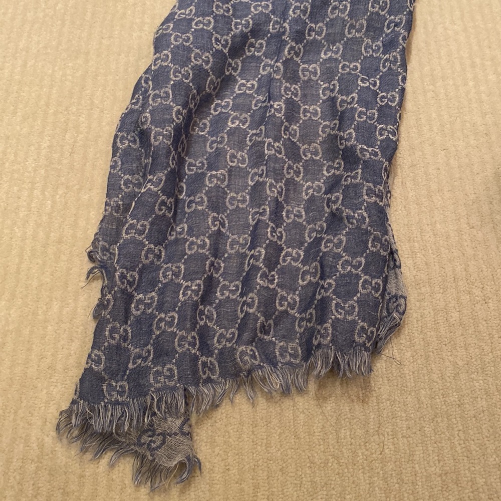 Gucci Scarf - Picture 2 of 4